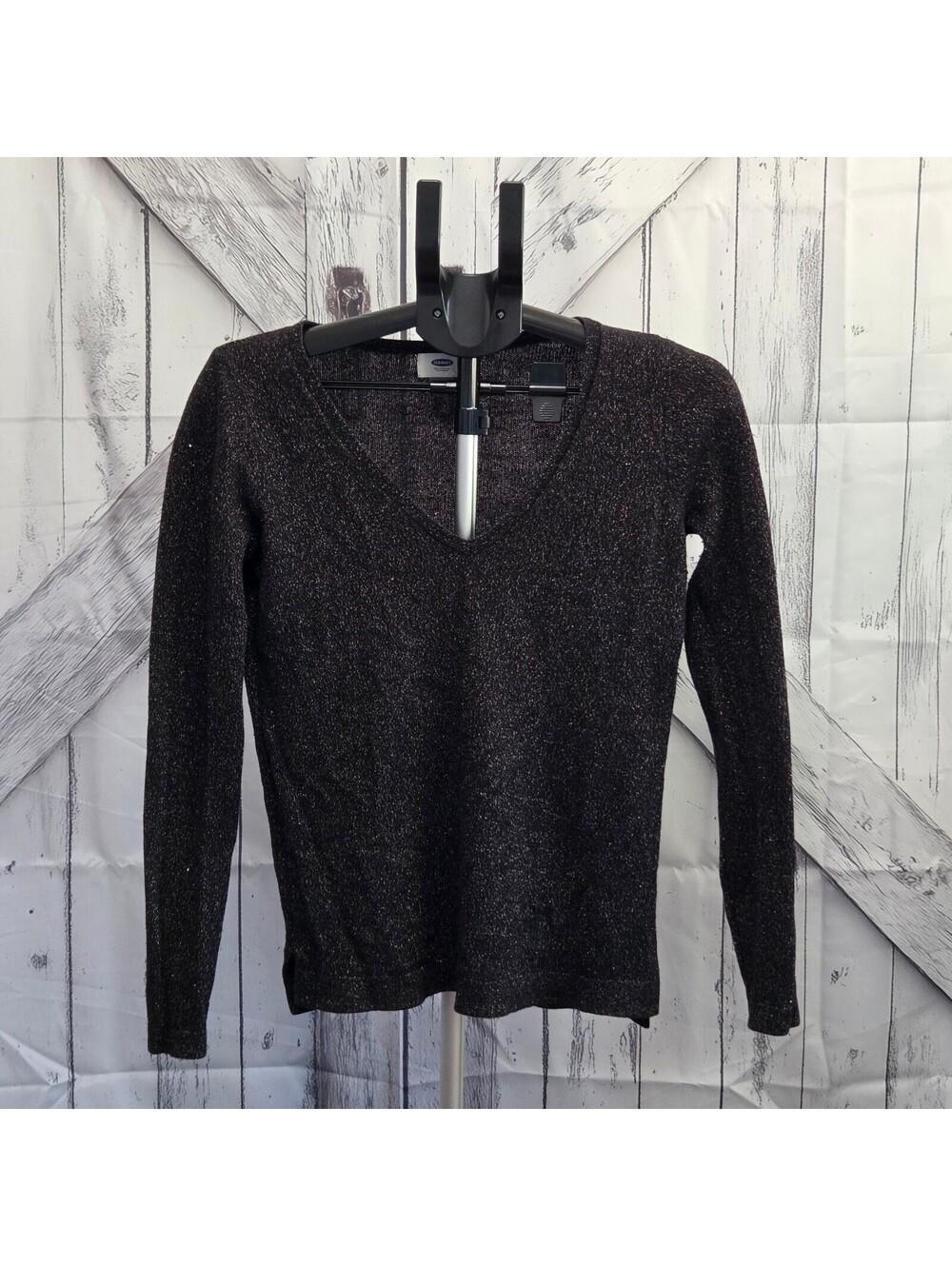 Old Navy Women’s Black Metallic V-Neck Sweater XS